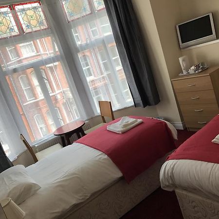 Glenfaba Guest House Дъглас Екстериор снимка