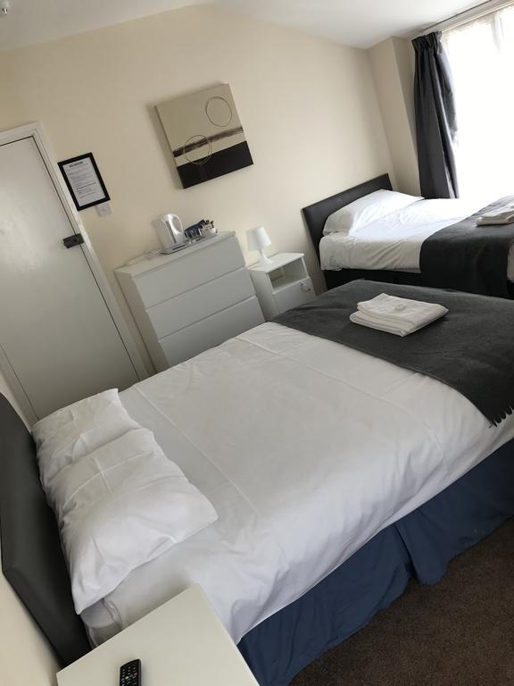 Glenfaba Guest House Дъглас Екстериор снимка