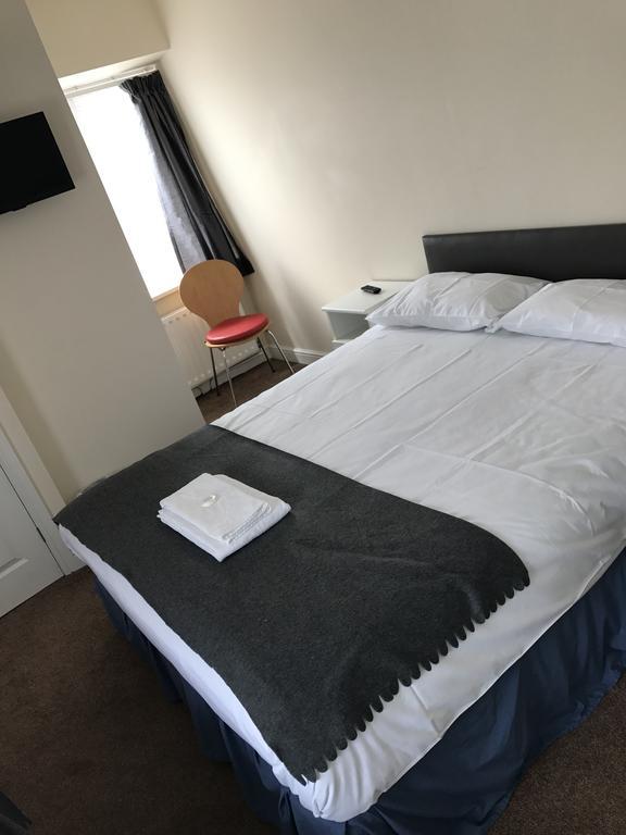 Glenfaba Guest House Дъглас Екстериор снимка